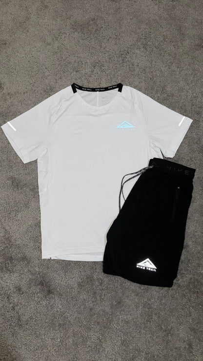 Ensemble Nike Trail Blanc